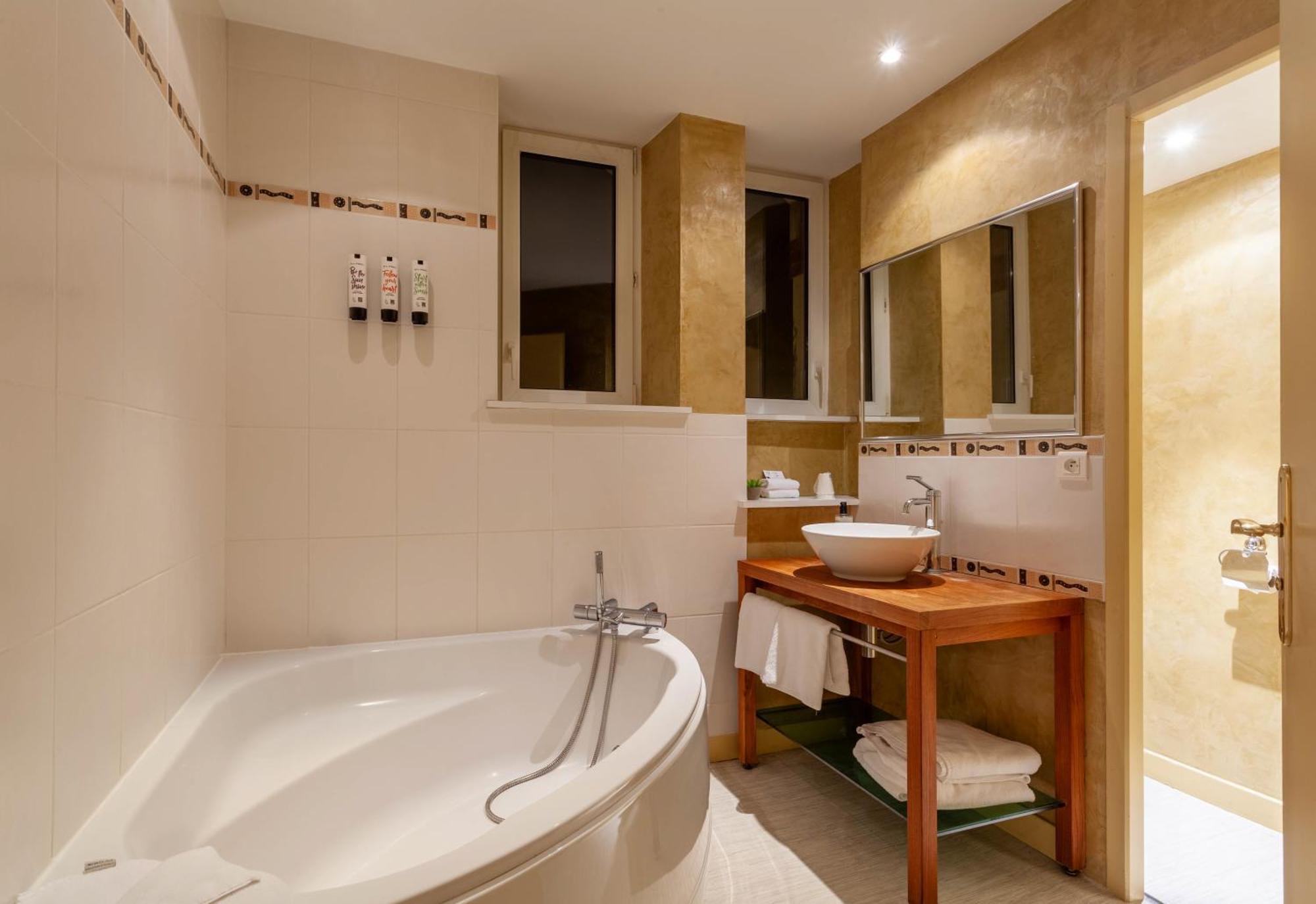 ויטל Providence Hotel מראה חיצוני תמונה